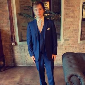 Meet your Posher, Dylan